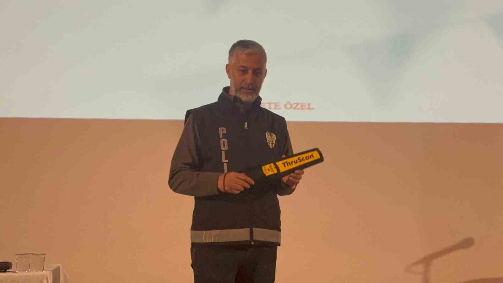 Muratlı’da okul görevlilerine "güvenlik" eğitimi
