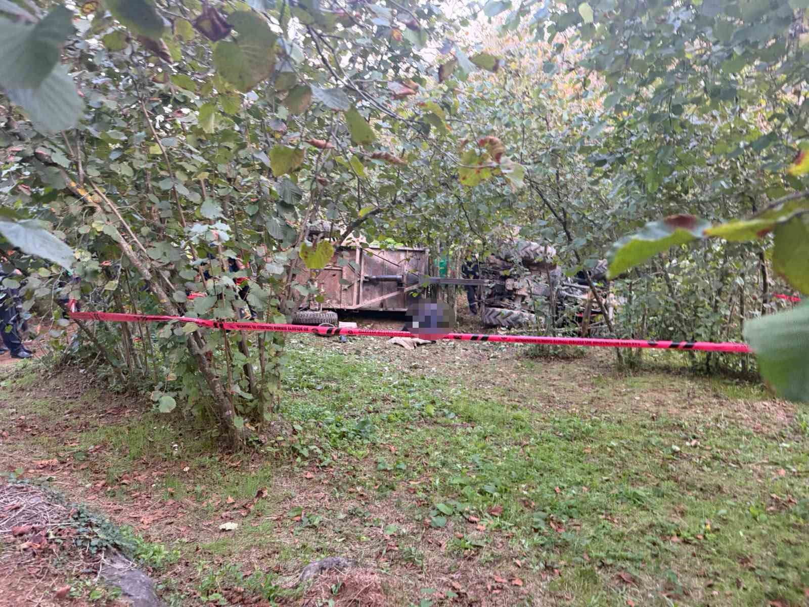 Sakarya’da traktör devrildi: 1 ölü, 2 yaralı