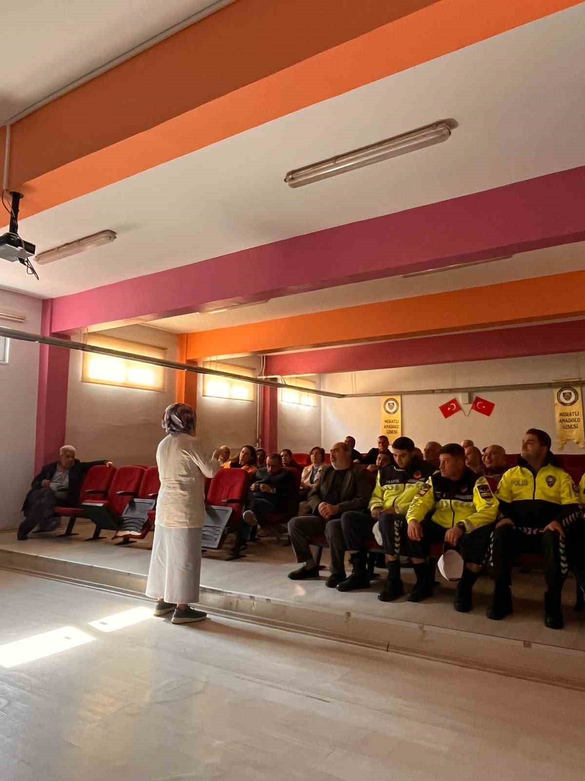 Muratlı’da okul servisleri mercek altında