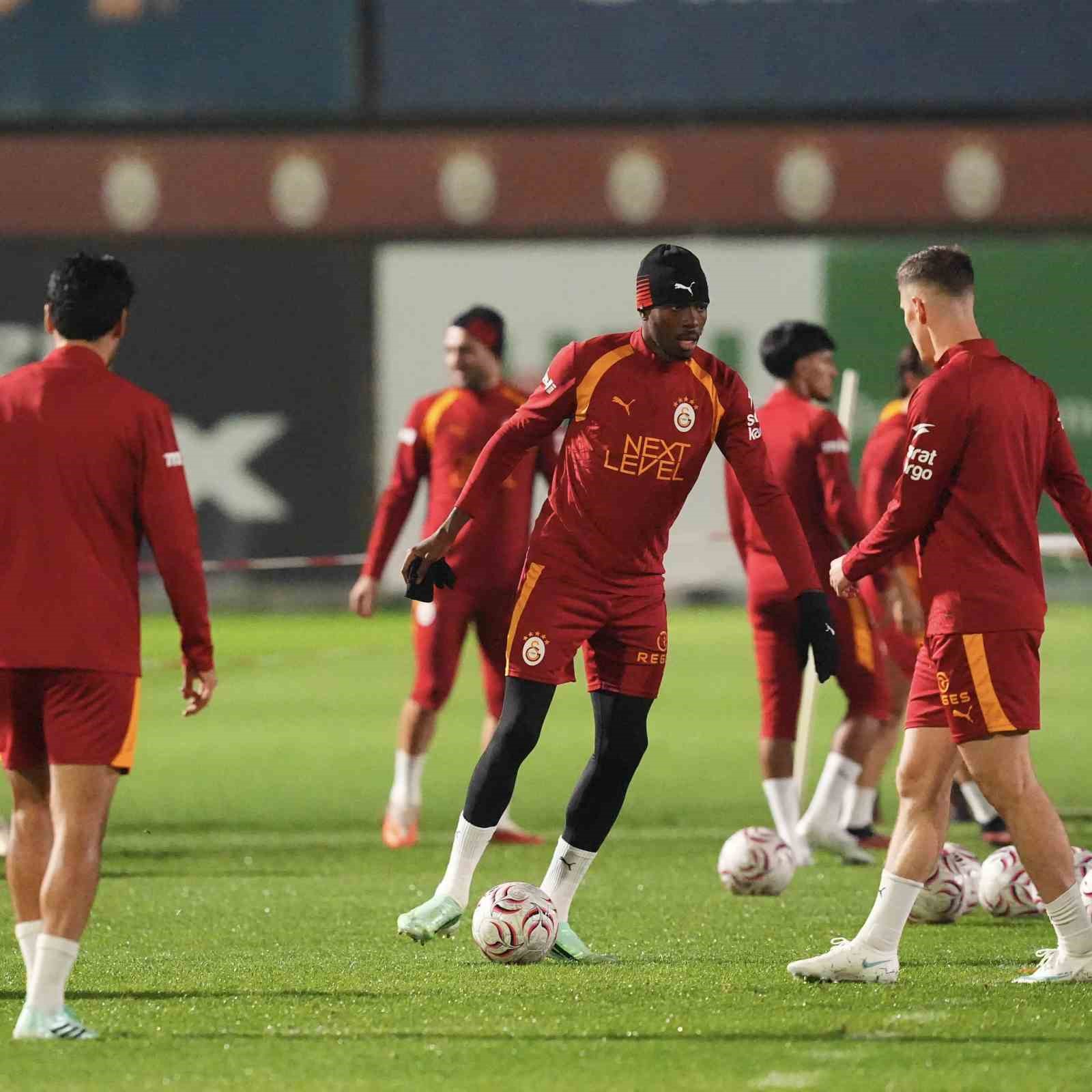 Galatasaray, Kasımpaşa maçı hazırlıklarını tamamladı