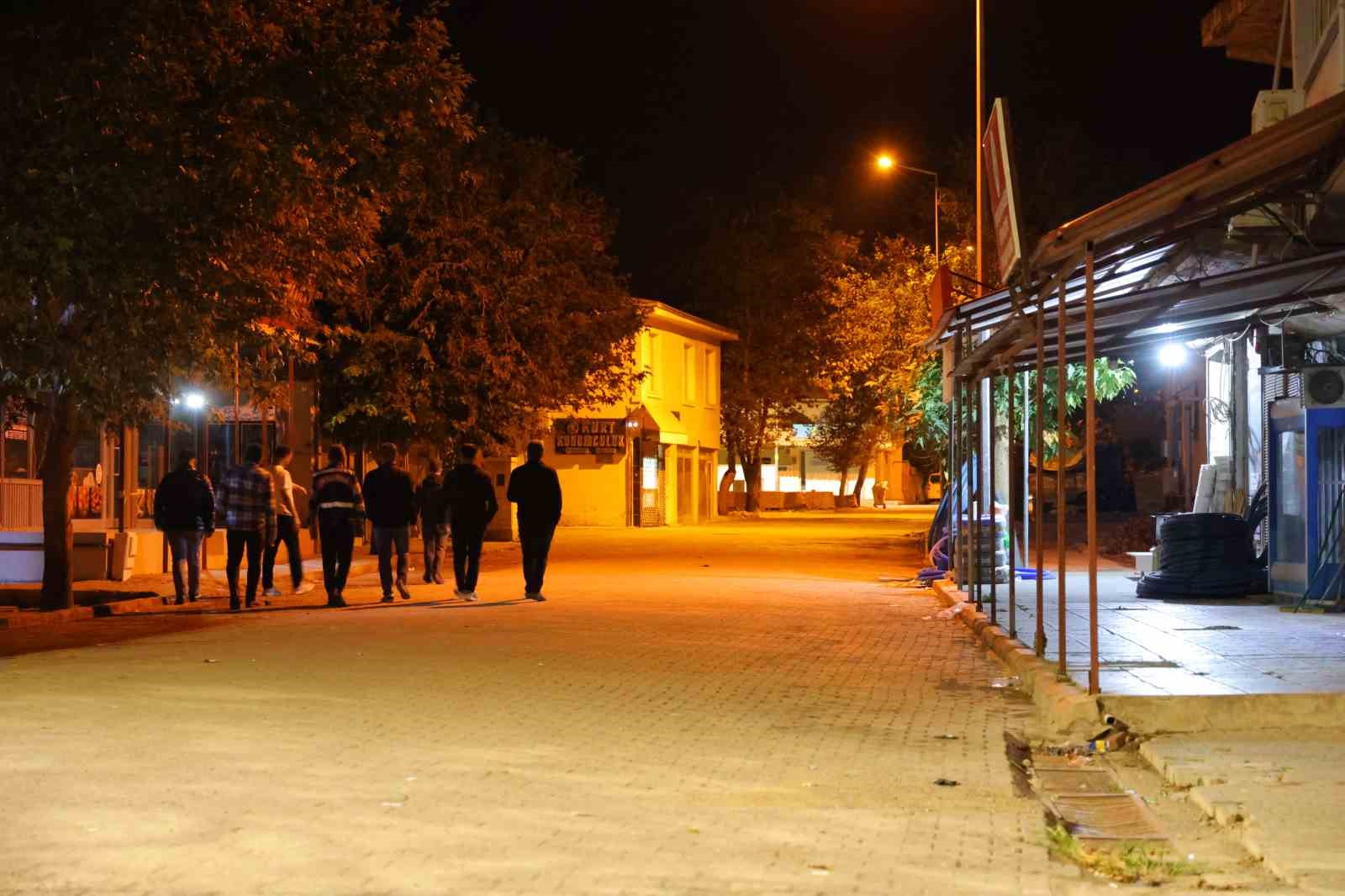 Kahramanmaraş’ta polis memurunun hayatını kaybettiği silahlı saldırı kamerada