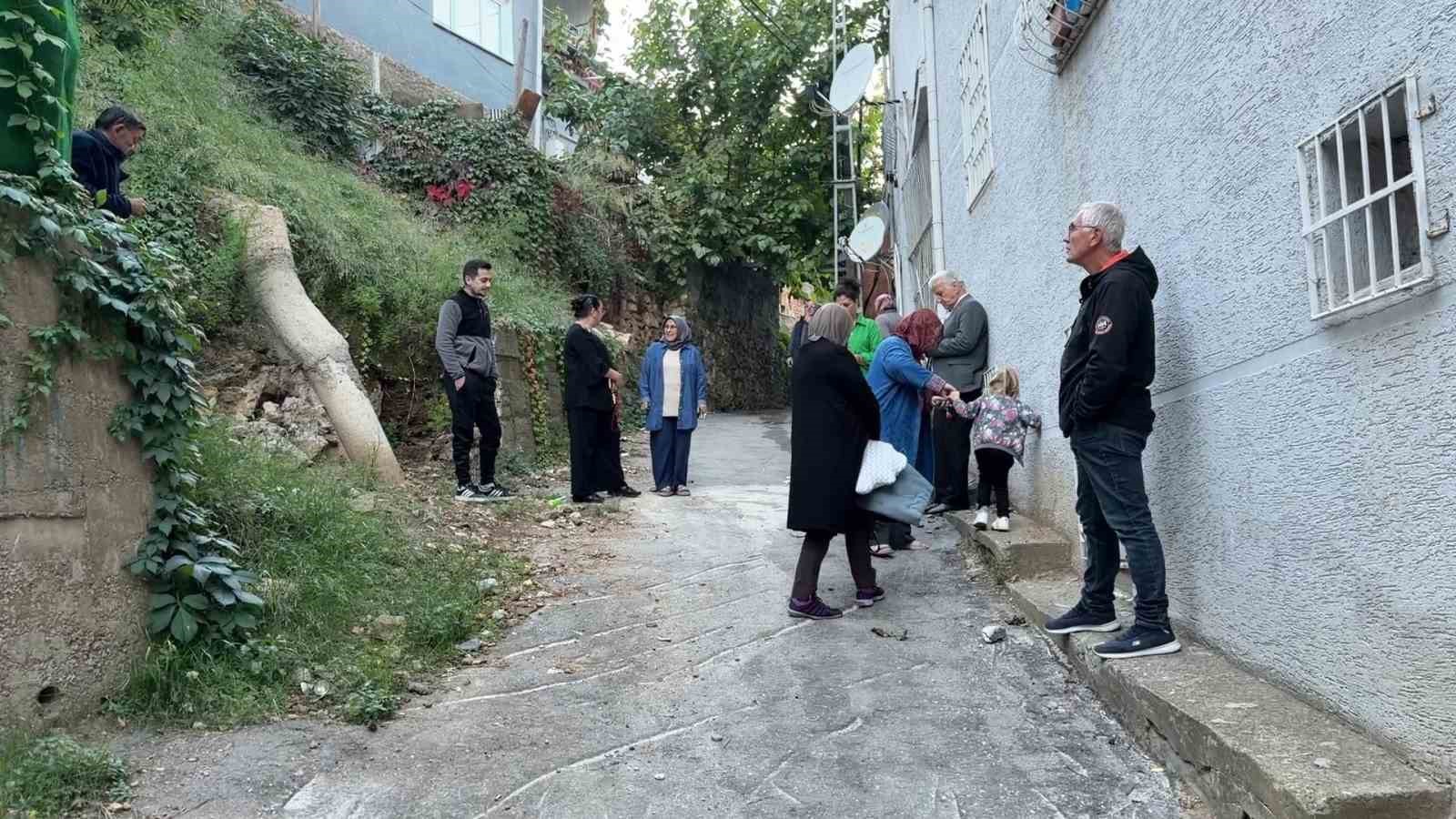 Köpek çiftliği mahalleyi ayağa kaldırdı