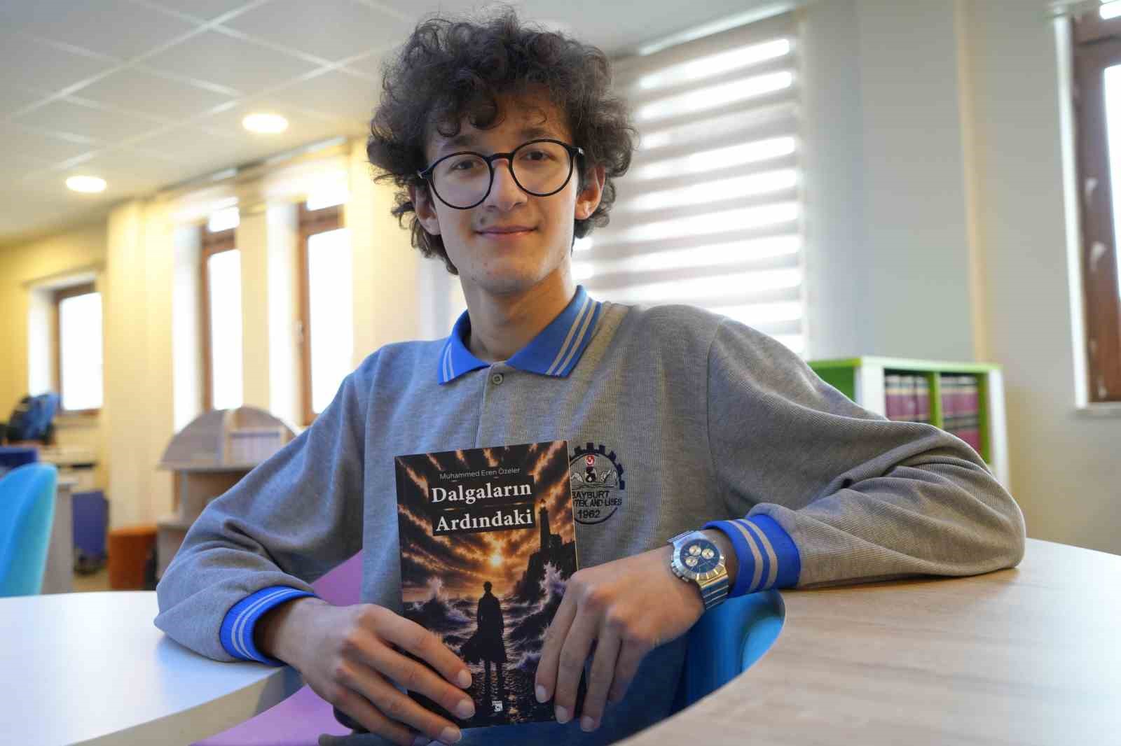 Meslek lisesi öğrencisinin edebiyat tutkusu romana dönüştü: 4 ayda kitap yazdı