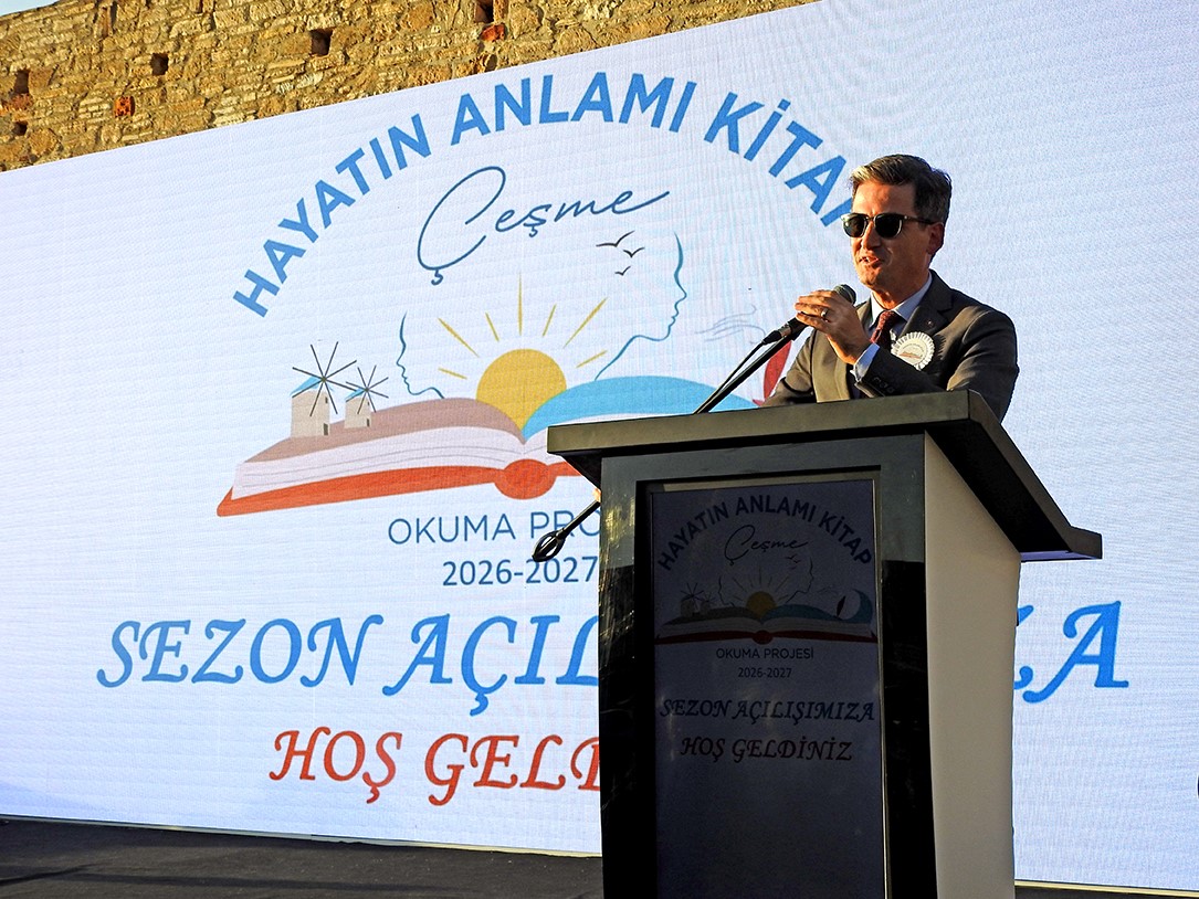Çeşme’de "Hayatın Anlamı Kitap" projesinin 5. sezonu başladı