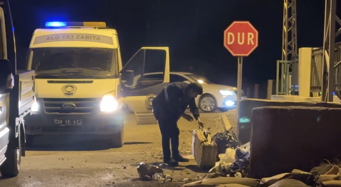 Yüksekova’da 10 saatlik kabus mutlu bitti: Kayıp Efe kamyonet kasasında uyurken bulundu