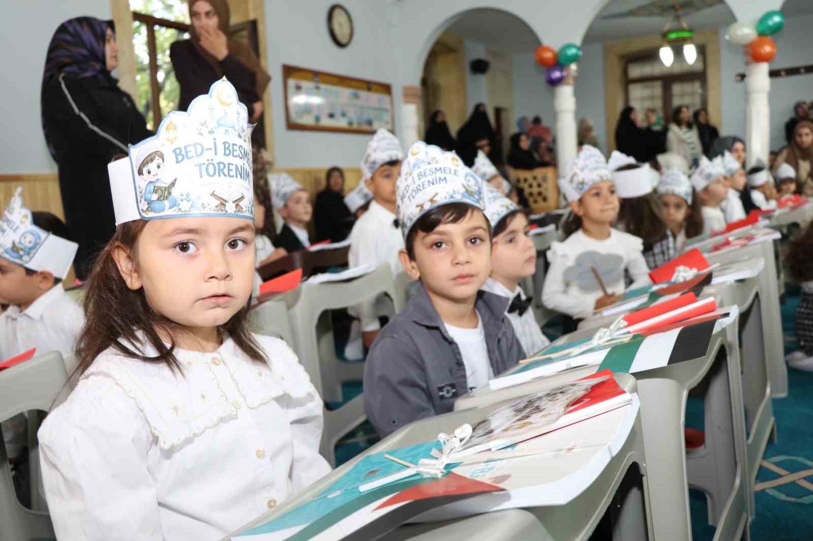 Oltulu minik yüreklerden "Amin Alayı"