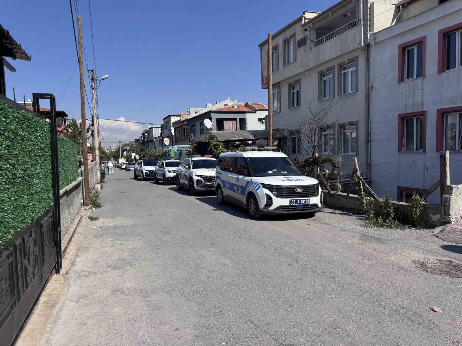48 yaşındaki adam hayatına son verdi