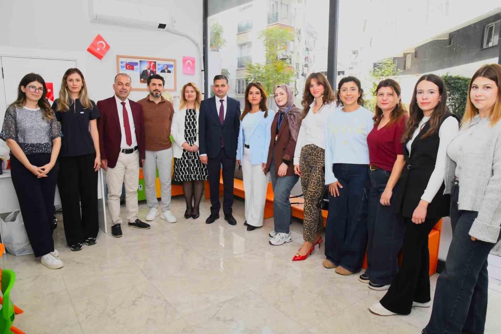Yunusemre’de miniklere ağız ve diş sağlığı eğitimleri sürüyor