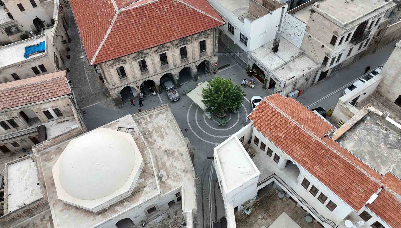 Tarihi 58 Meydanı yeniden hayat buldu