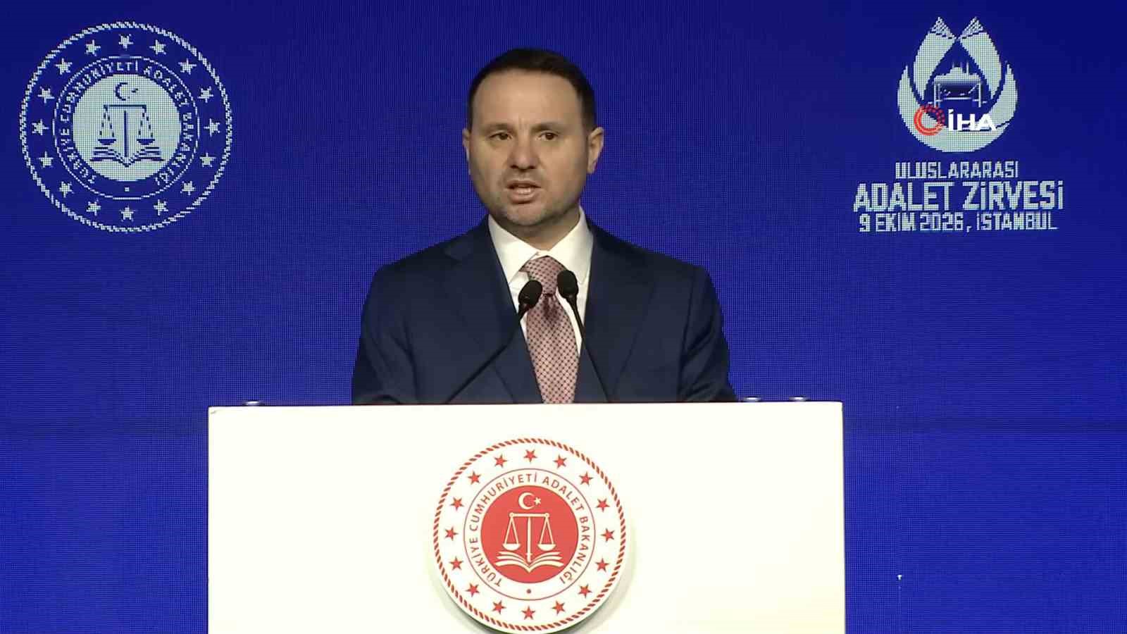 Bakan Gürlek: "Türkiye olarak dünyanın inşaasındaki tehlikeleri görerek bölgesel istikrara büyük önem veriyoruz"
