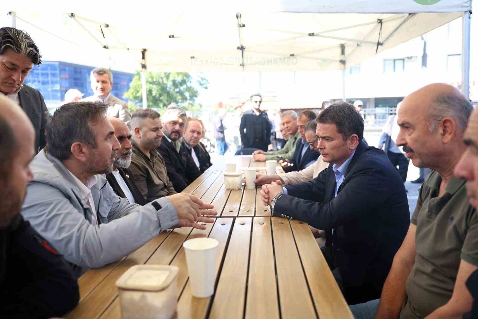 Başkan Erkan Aydın mahallelerin sesine kulak veriyor