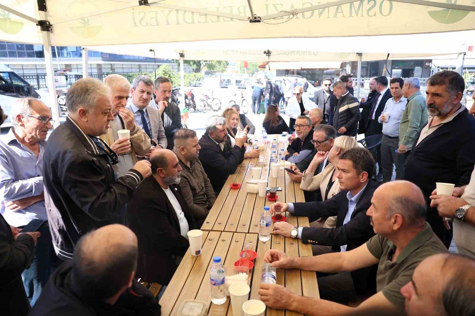 Başkan Erkan Aydın mahallelerin sesine kulak veriyor