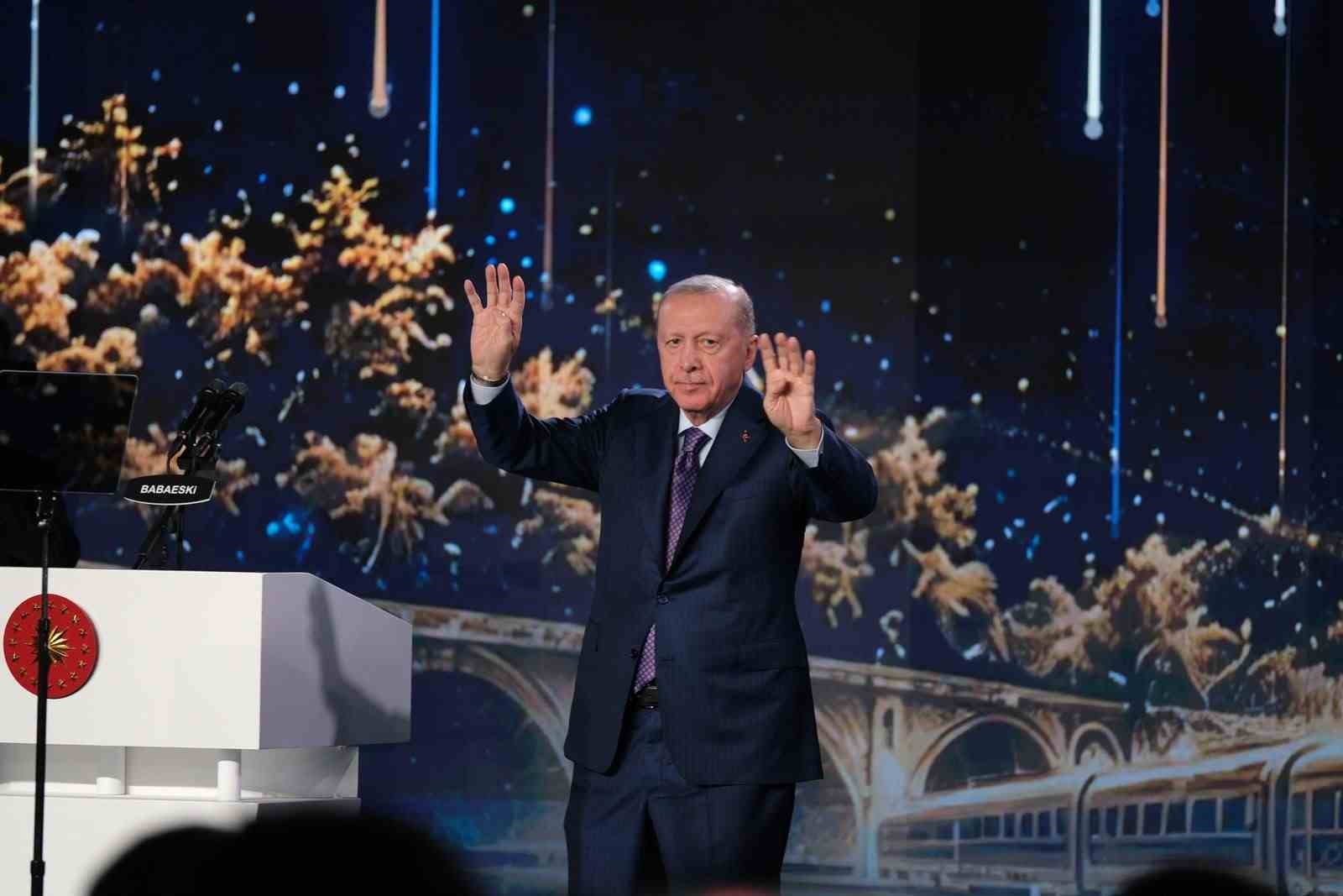 Cumhurbaşkanı Erdoğan: "Muhalefet para kulelerinin hesabını versin"
