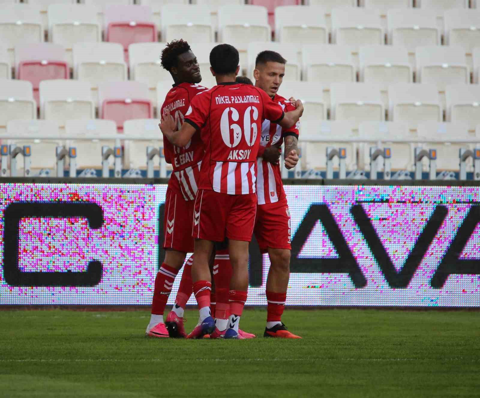 Trendyol 1. Lig: Sivasspor: 4 - Pendikspor: 1