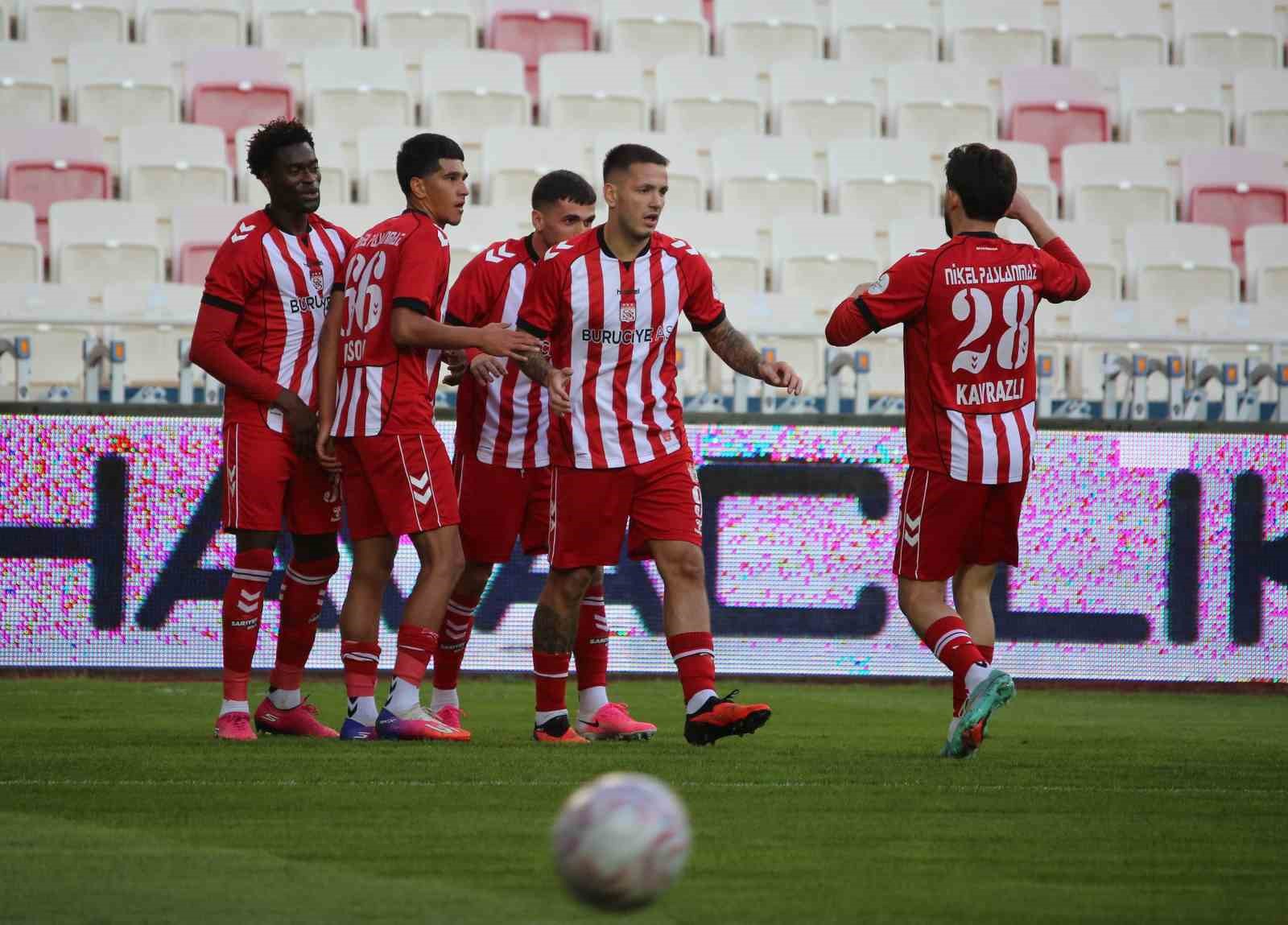 Trendyol 1. Lig: Sivasspor: 4 - Pendikspor: 1