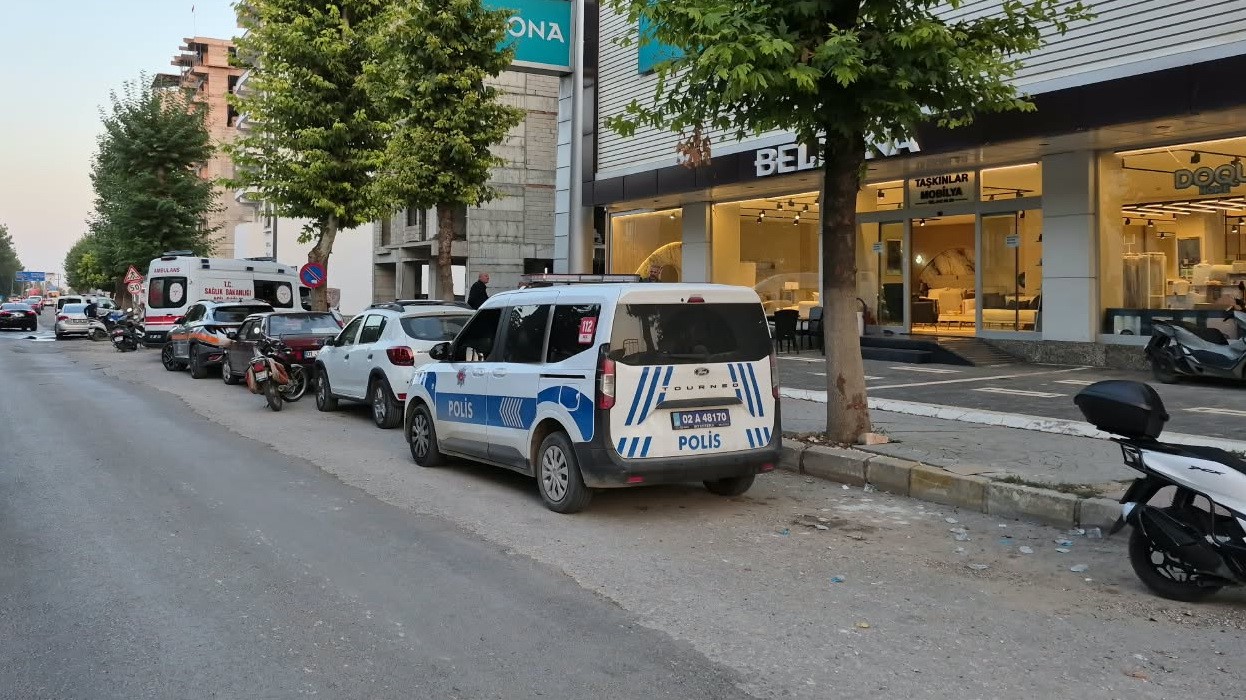 53 yaşındaki adam yalnız yaşadığı evinde ölü bulundu