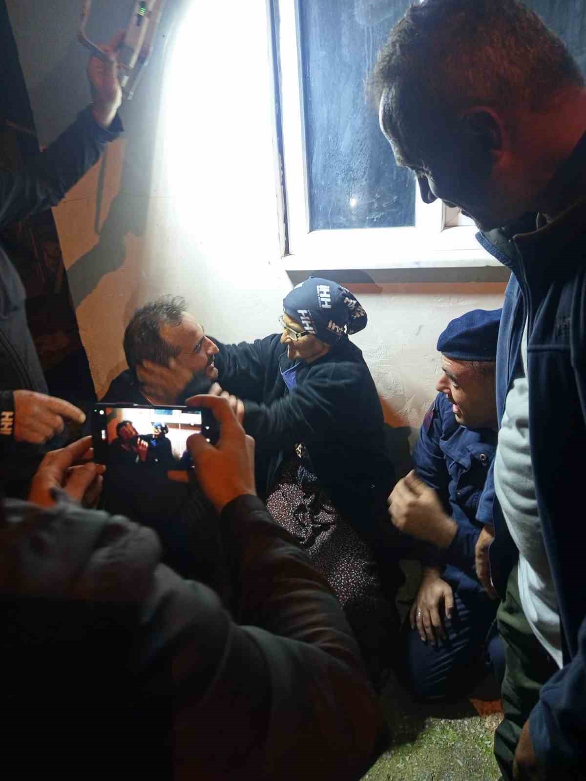 Sakarya’da 2 gündür kayıp olan yaşlı kadın bulundu