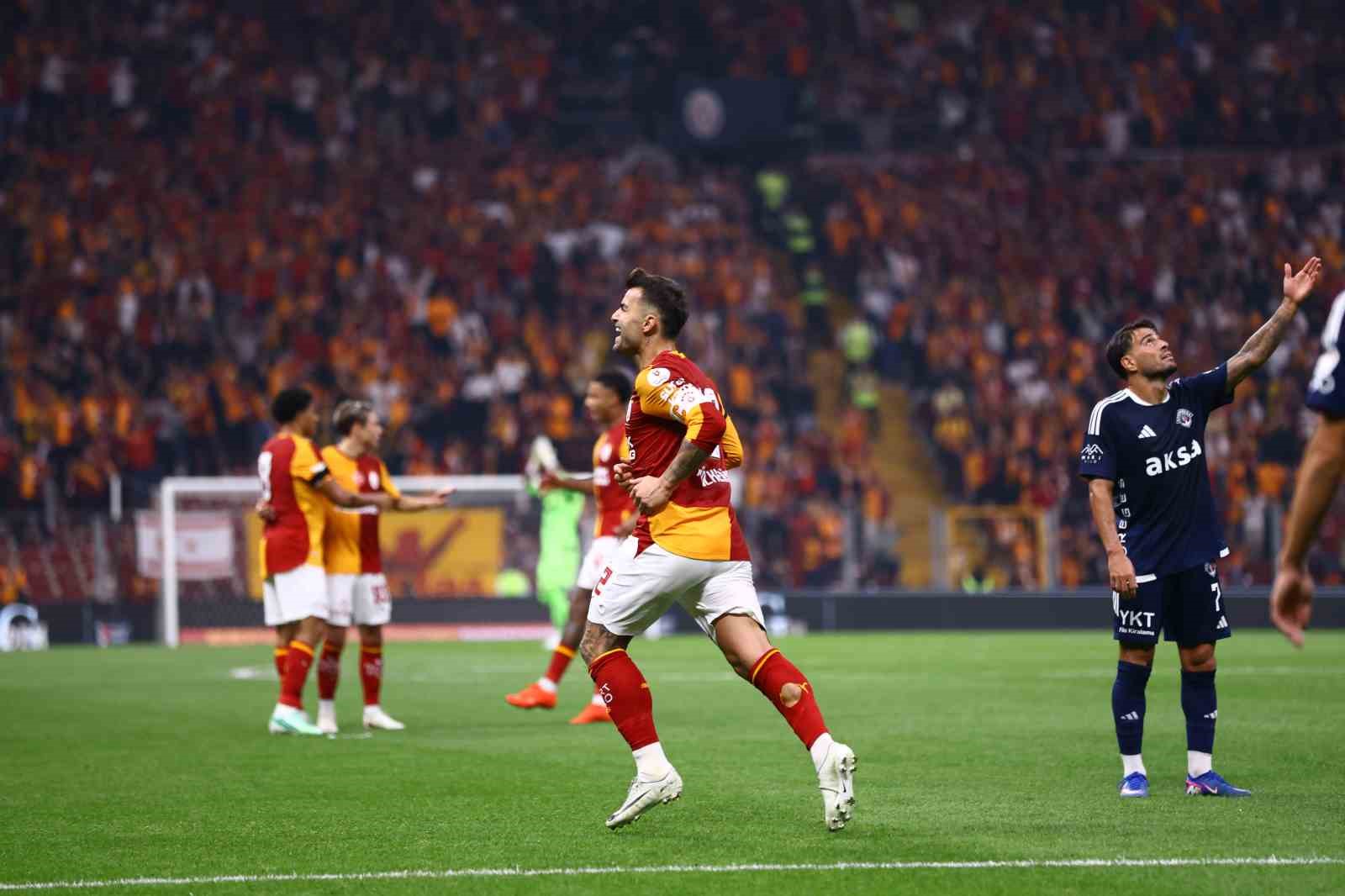 Trendyol Süper Lig: Galatasaray: 1 - Kasımpaşa: 0 (İlk yarı)