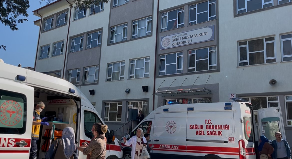 Bursa’da okulda gaz paniği
