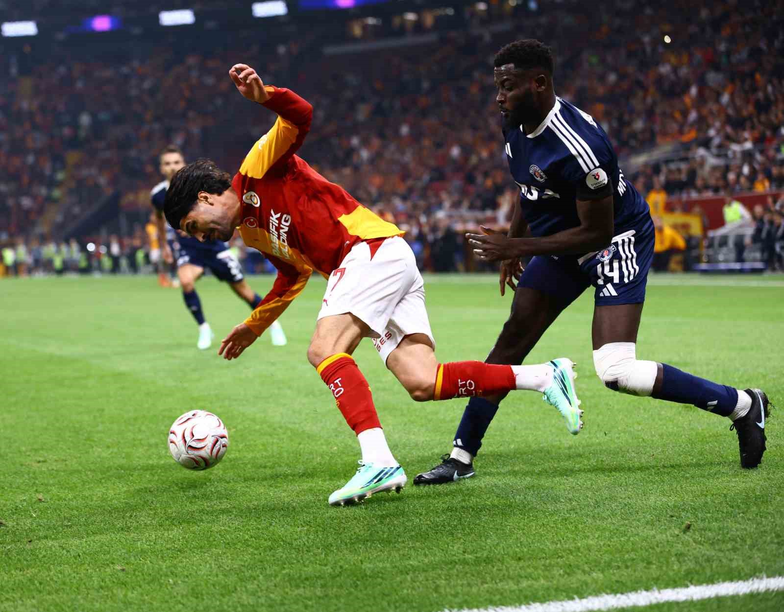 Trendyol Süper Lig: Galatasaray: 3 - Kasımpaşa: 1 (Maç sonucu)