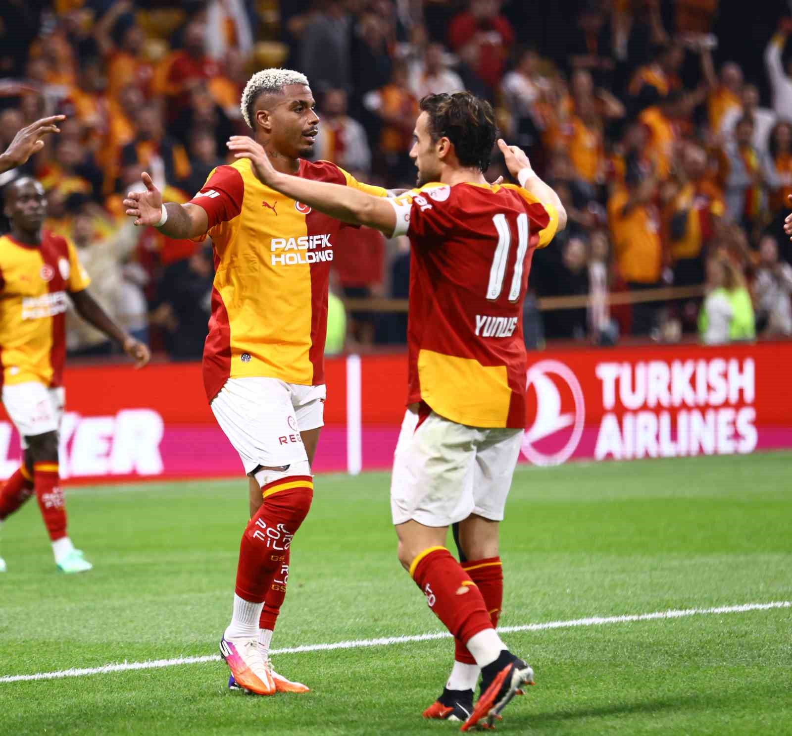 Trendyol Süper Lig: Galatasaray: 3 - Kasımpaşa: 1 (Maç sonucu)