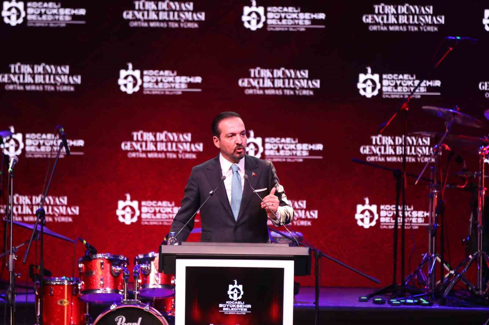 AK Parti Genel Başkan Yardımcısı Zorlu: "Türk dünyasından gelen futbolcularımızı yabancı statüsünden Türk statüsüne geçirme konusunda çalışmalara başlıyoruz"