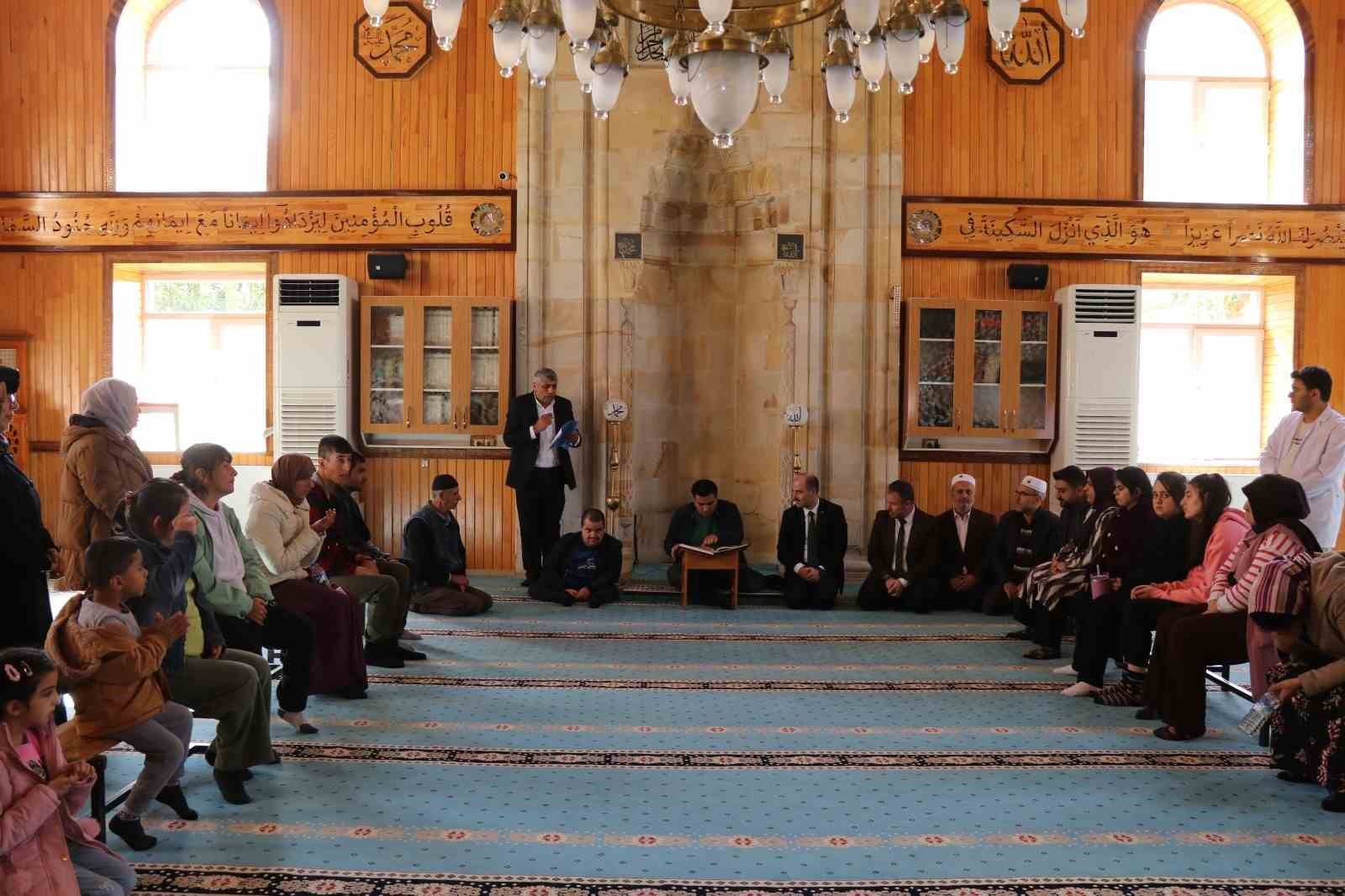 Camide anlamlı buluşma
