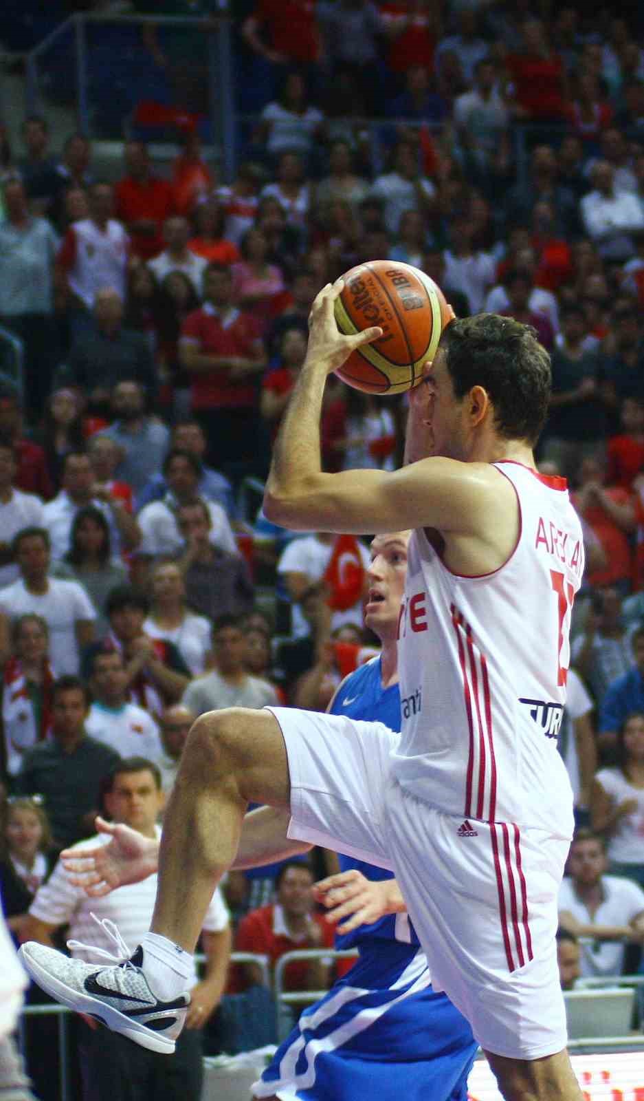 Ender Arslan, 2010 dünya ikinciliğini anlattı: "Olağanüstü ve unutulmaz anılar yaşadık"