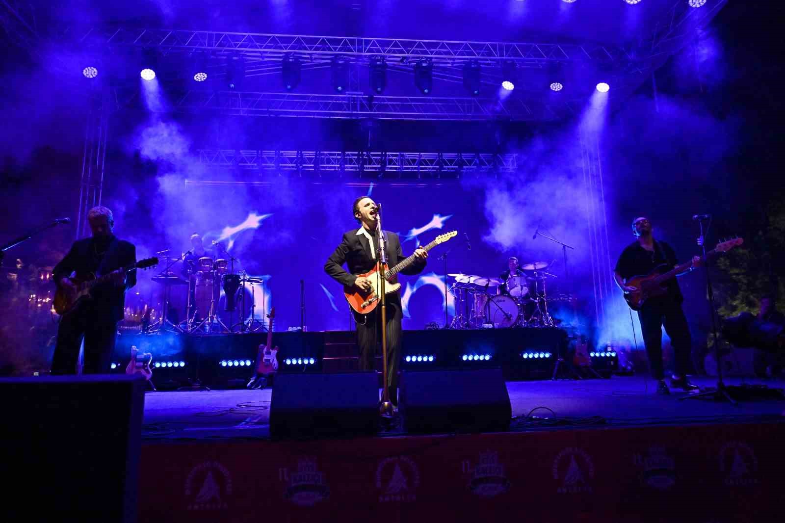 Kaleiçi’nde karnaval havası esti