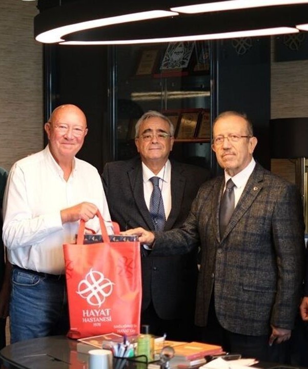 Dünyaca ünlü Cerrah Christophe Mathoulin’in Bursa ziyareti