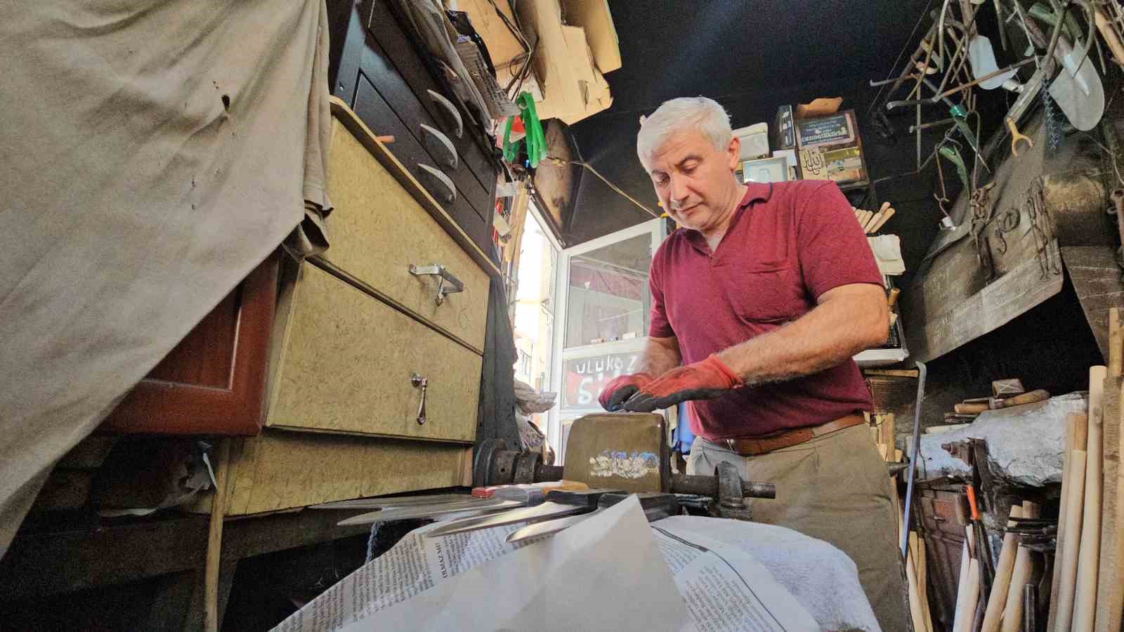40 yıllık mesleğin son ustaları, zanaatı yaşatacak kimse bulamıyor