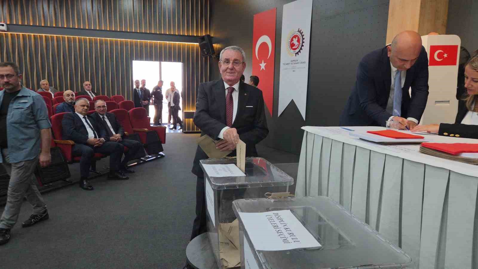 Samsun TSO’da Murzioğlu güven tazeledi