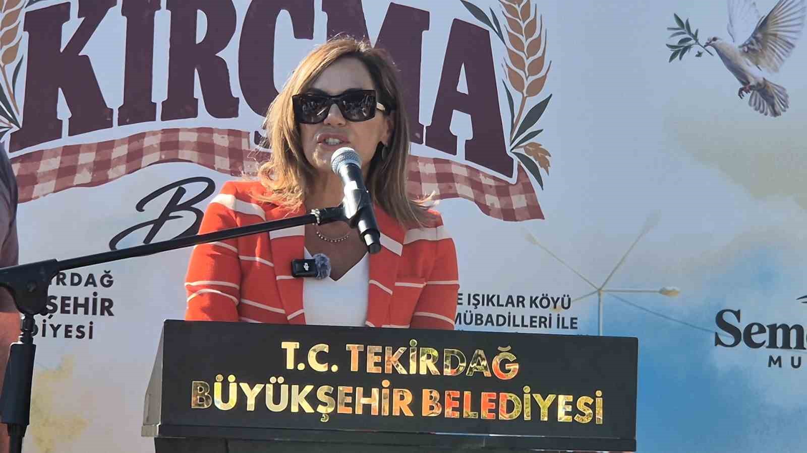 Türk ve Yunan mübadil torunları aynı sofrada buluştu