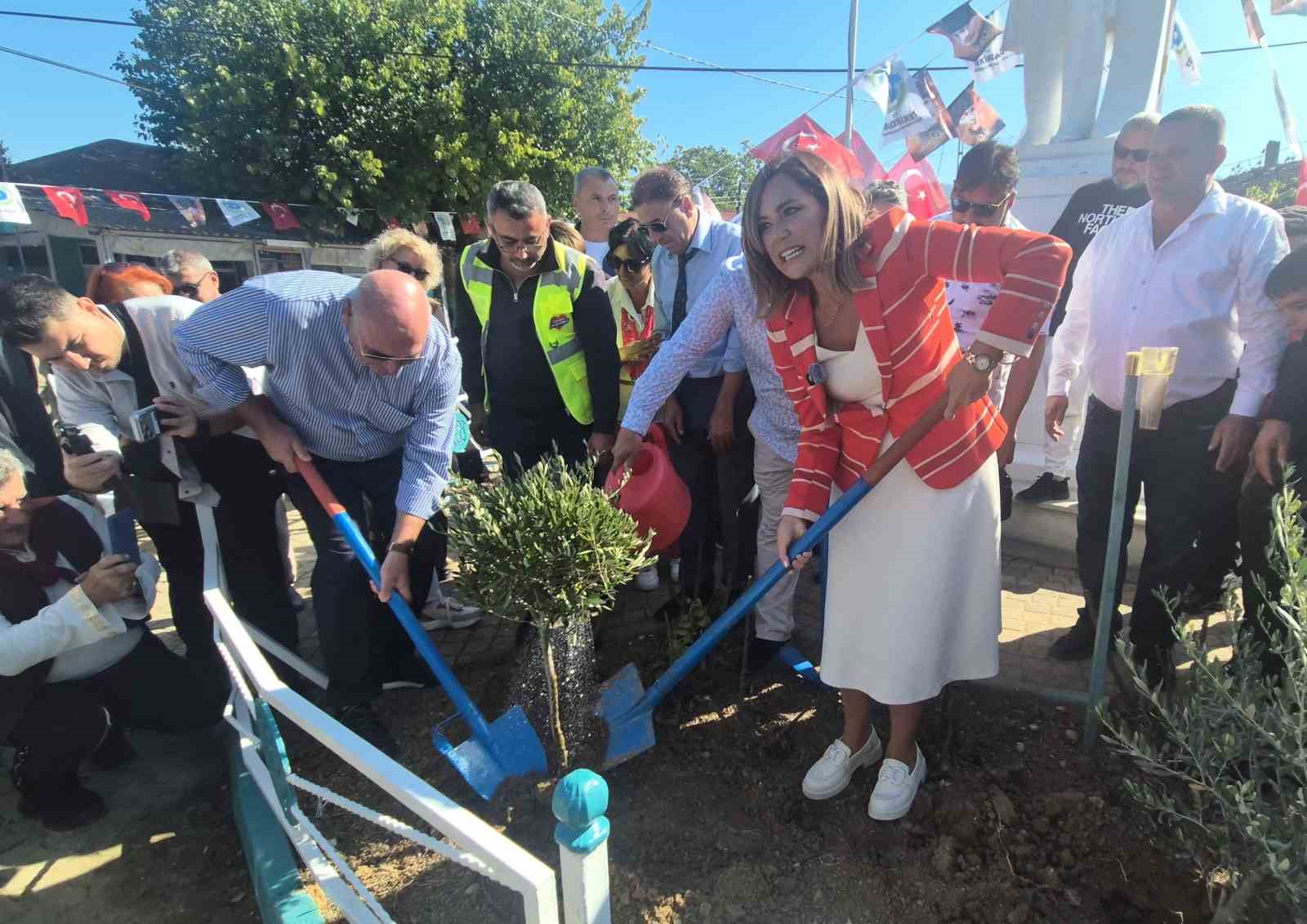 Türk ve Yunan mübadil torunları aynı sofrada buluştu