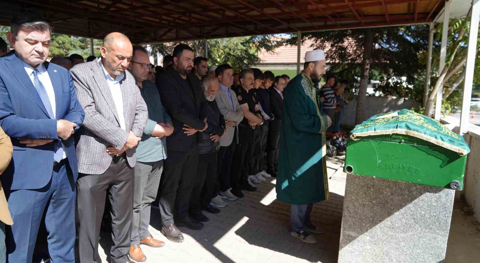 10 yıl sonra aynı şehir, aynı acı: Şehit polisin kardeşi de trafik kazasında hayatını kaybetti