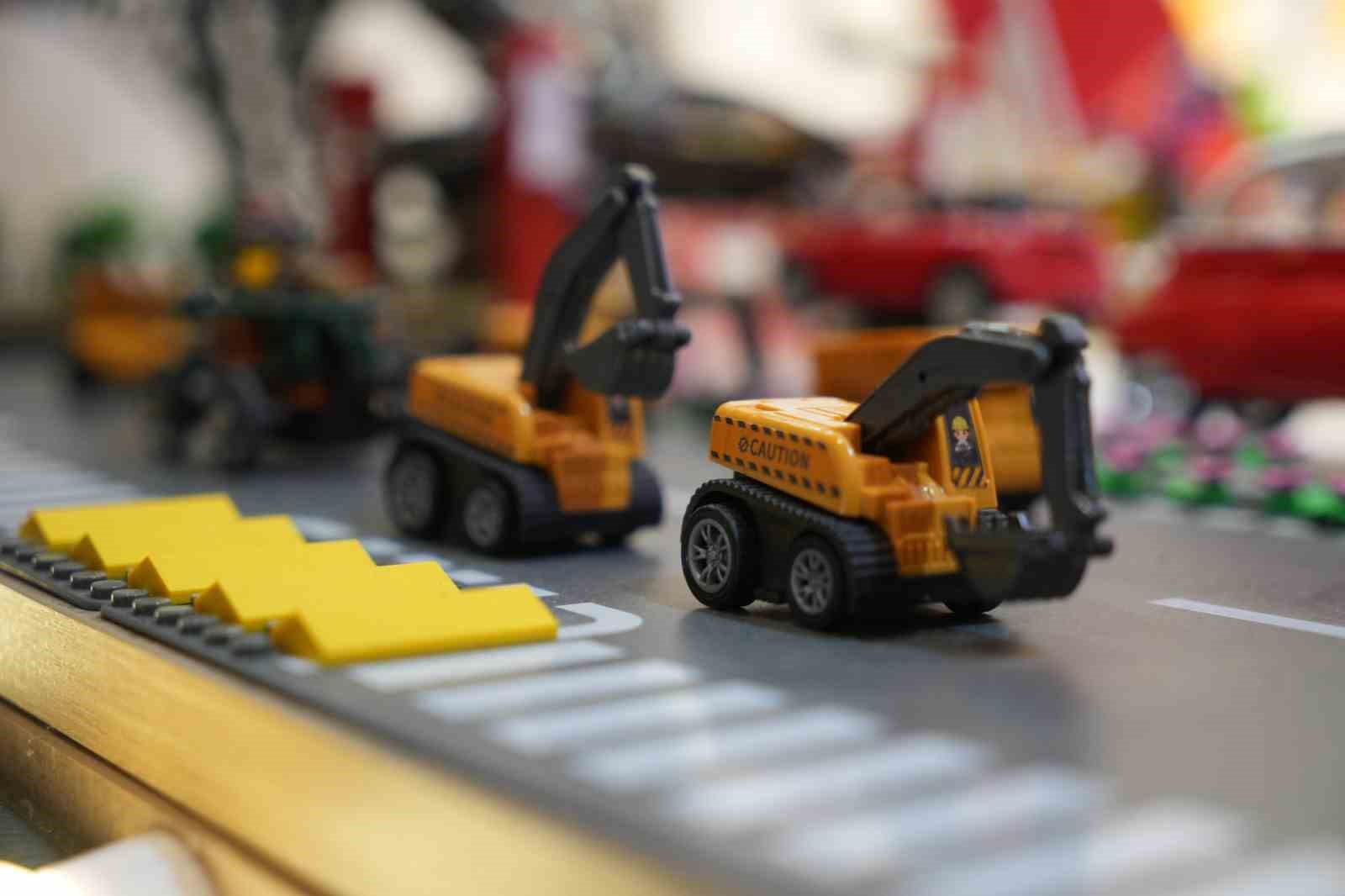 17 yılda 3 milyon TL’lik lego ve model araba koleksiyonu oluşturdu: Hedefi müze açmak