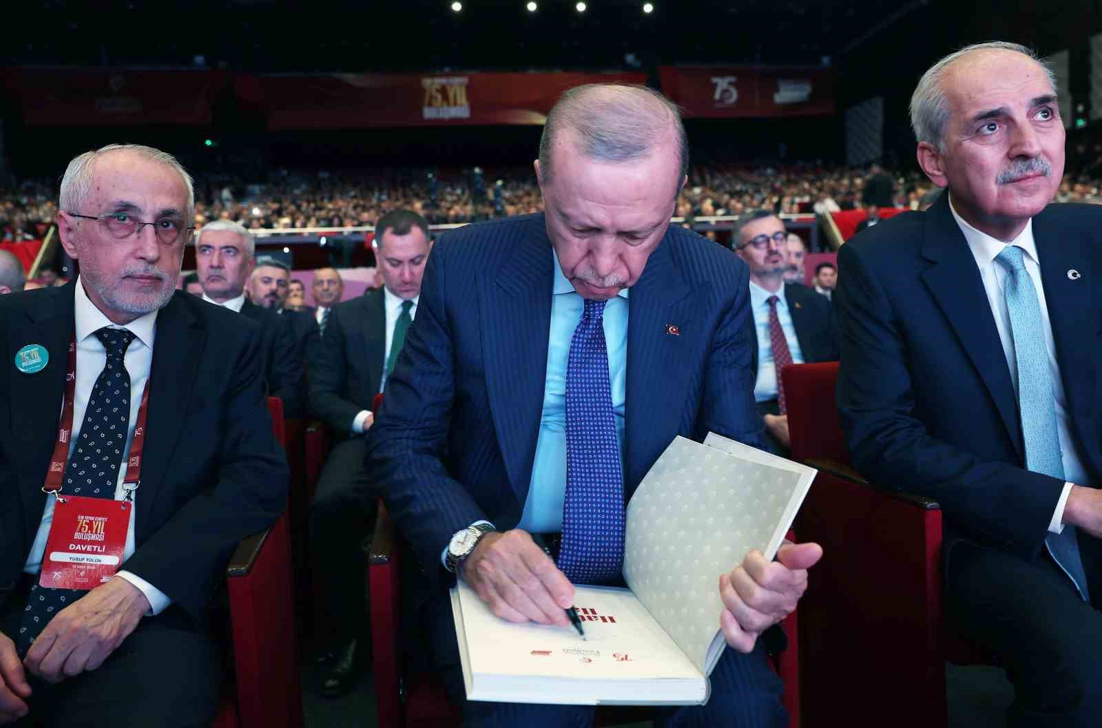 Cumhurbaşkanı Erdoğan: "Tekno-oligarklar ırkçılığı körüklüyor