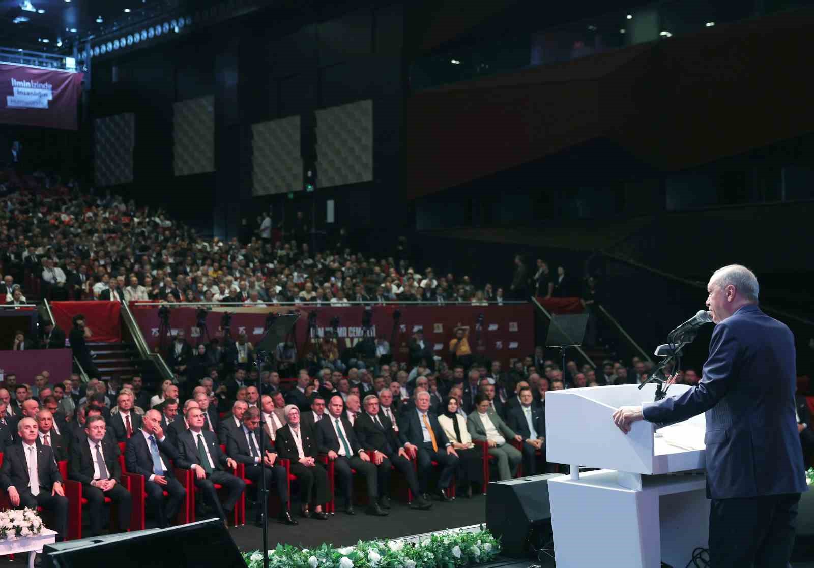 Cumhurbaşkanı Erdoğan: "Tekno-oligarklar ırkçılığı körüklüyor