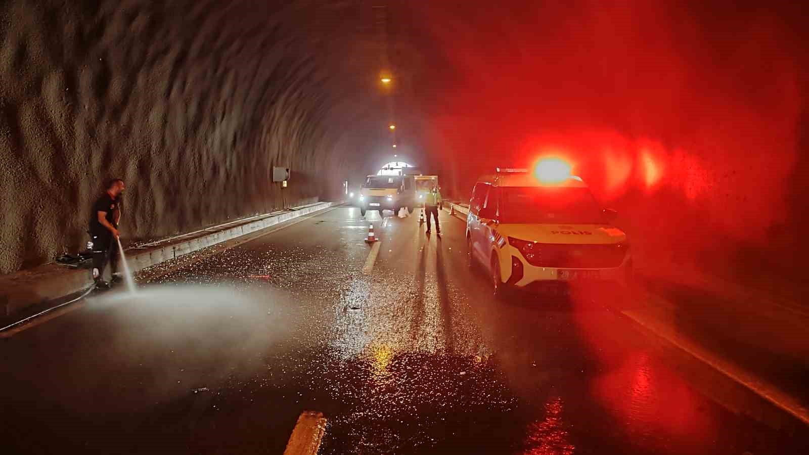 Eynesil tünelinde trafik kazası: 3 yaralı