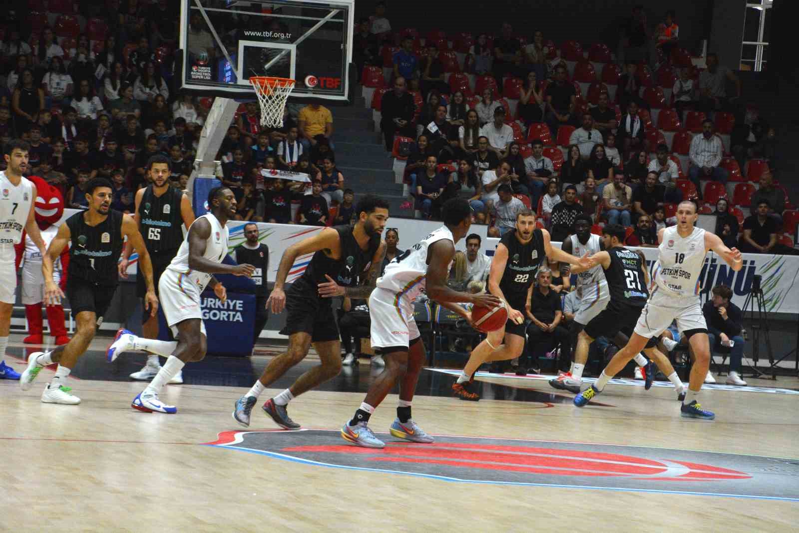 Basketbol Süper Ligi: Aliağa Petkimspor: 90 - Körfez Basket: 91