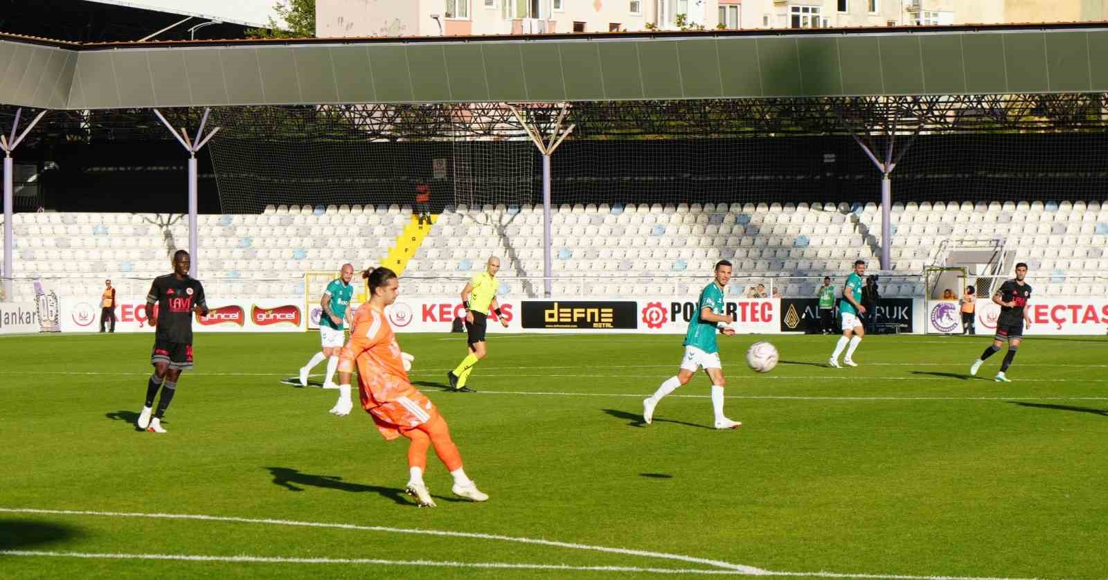 Trendyol 1. Lig: Iğdır FK: 2 - Batman Petrolspor: 1