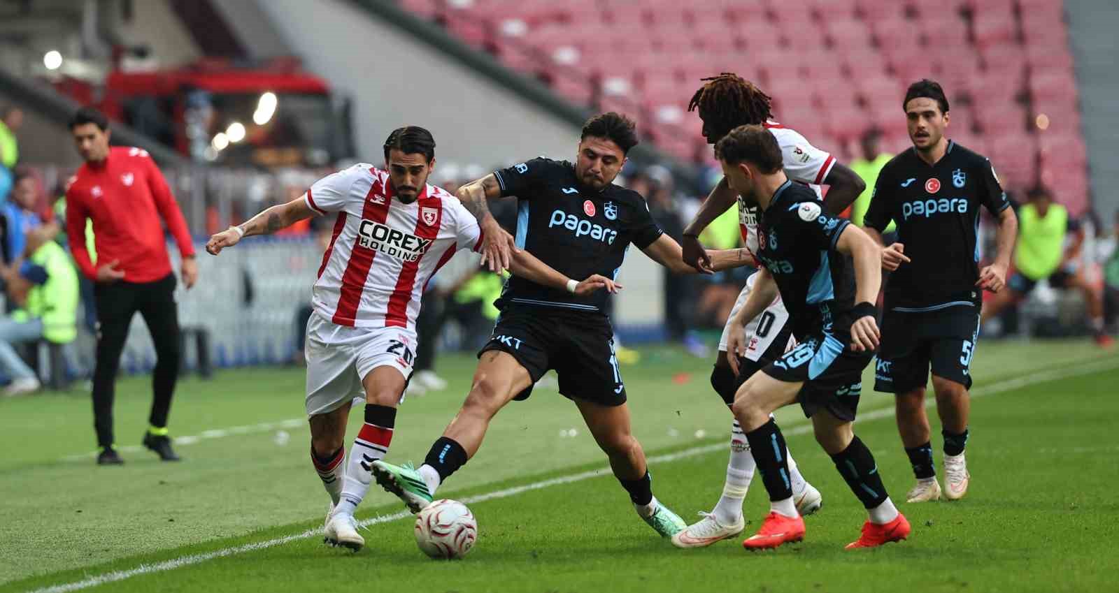 Trendyol Süper Lig: Samsunspor: 0 - Trabzonspor: 3 (Maç sonucu)