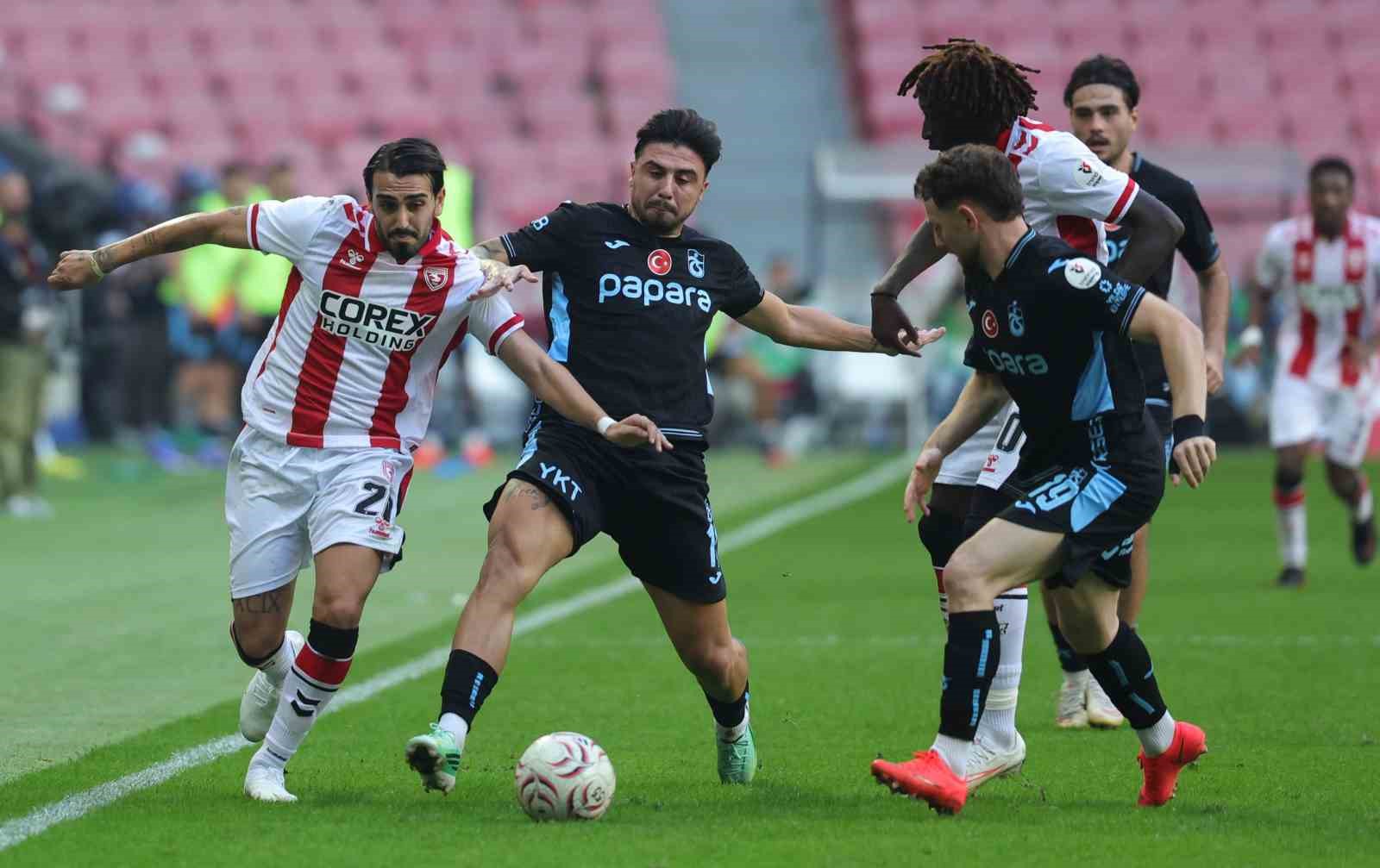 Trendyol Süper Lig: Samsunspor: 0 - Trabzonspor: 3 (Maç sonucu)