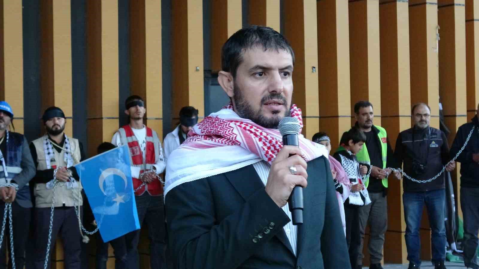 Van’da binlerce kişi Filistin için yürüdü