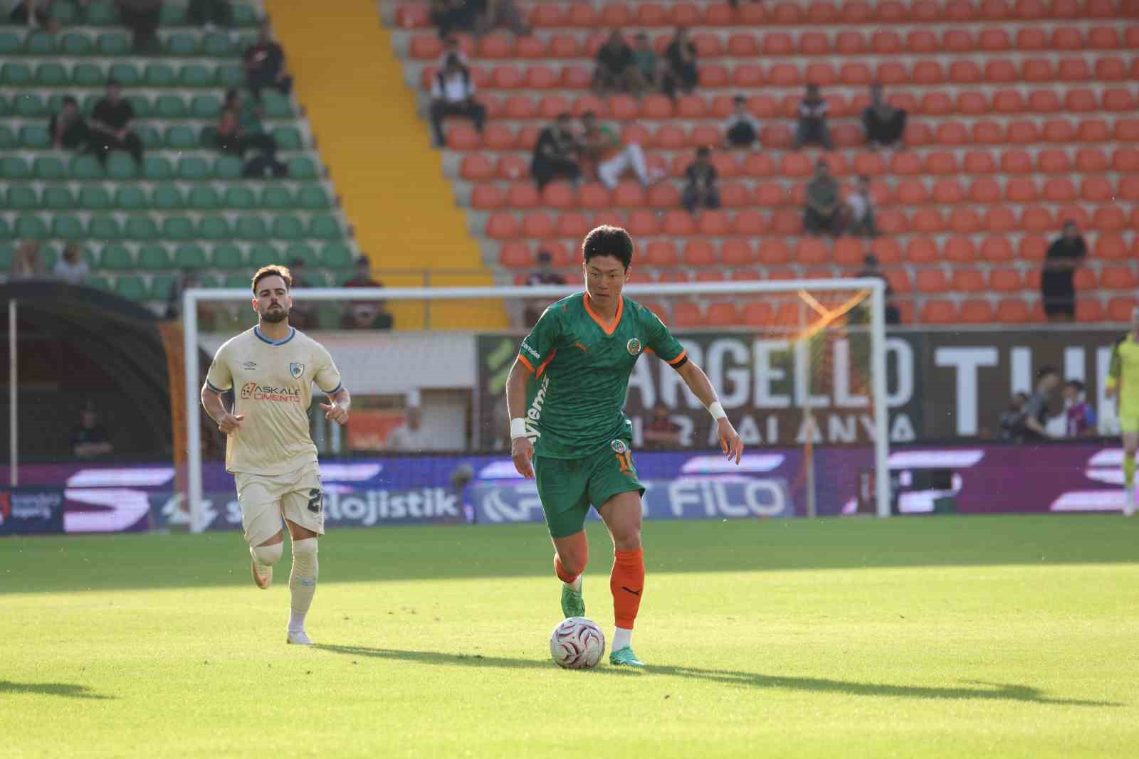 Trendyol Süper Lig: Corendon Alanyaspor: 0 - Erzurumspor FK: 0 (Maç sonucu)