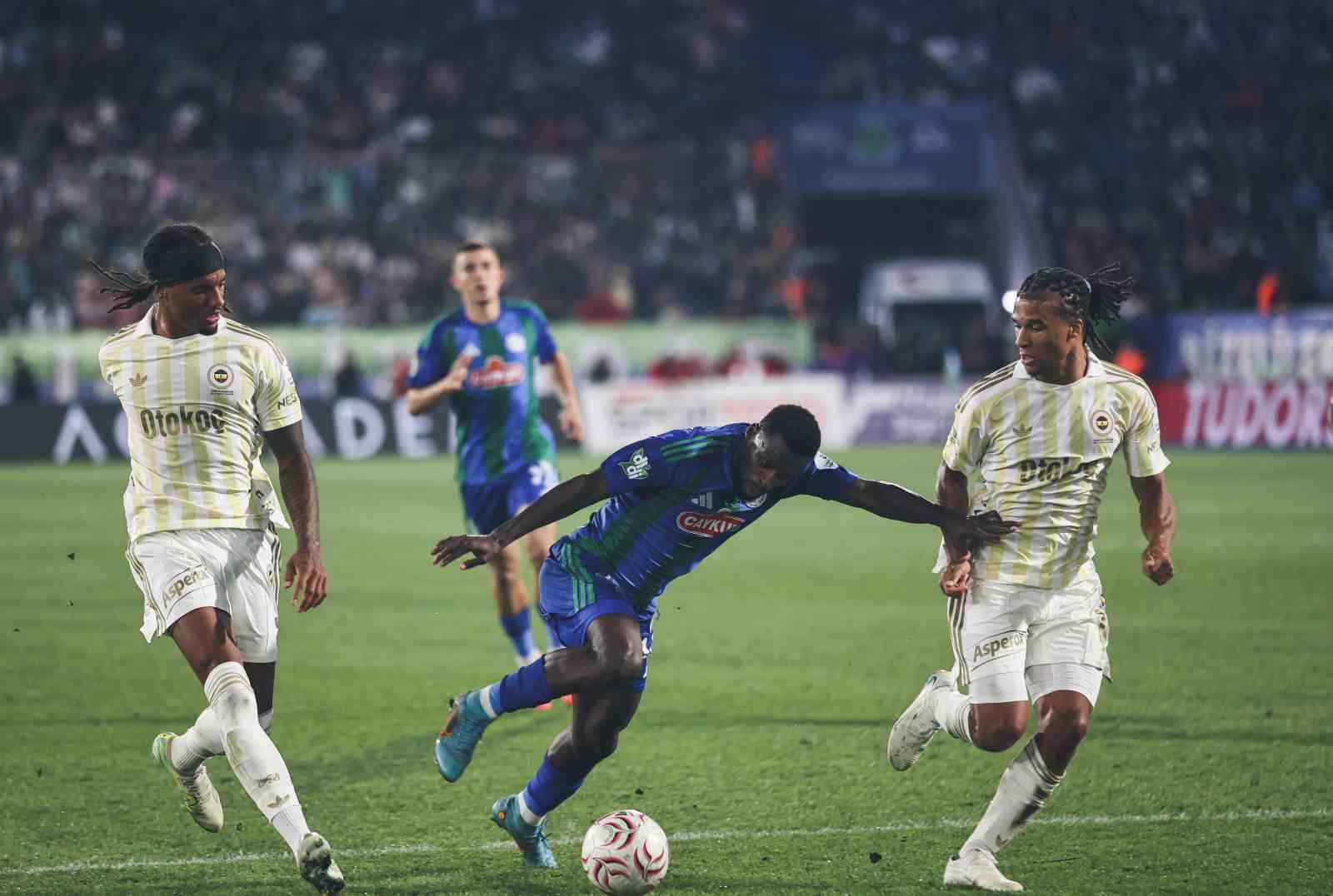 Trendyol Süper Lig: Çaykur Rizespor: 0 - Fenerbahçe: 3 (Maç sonucu)