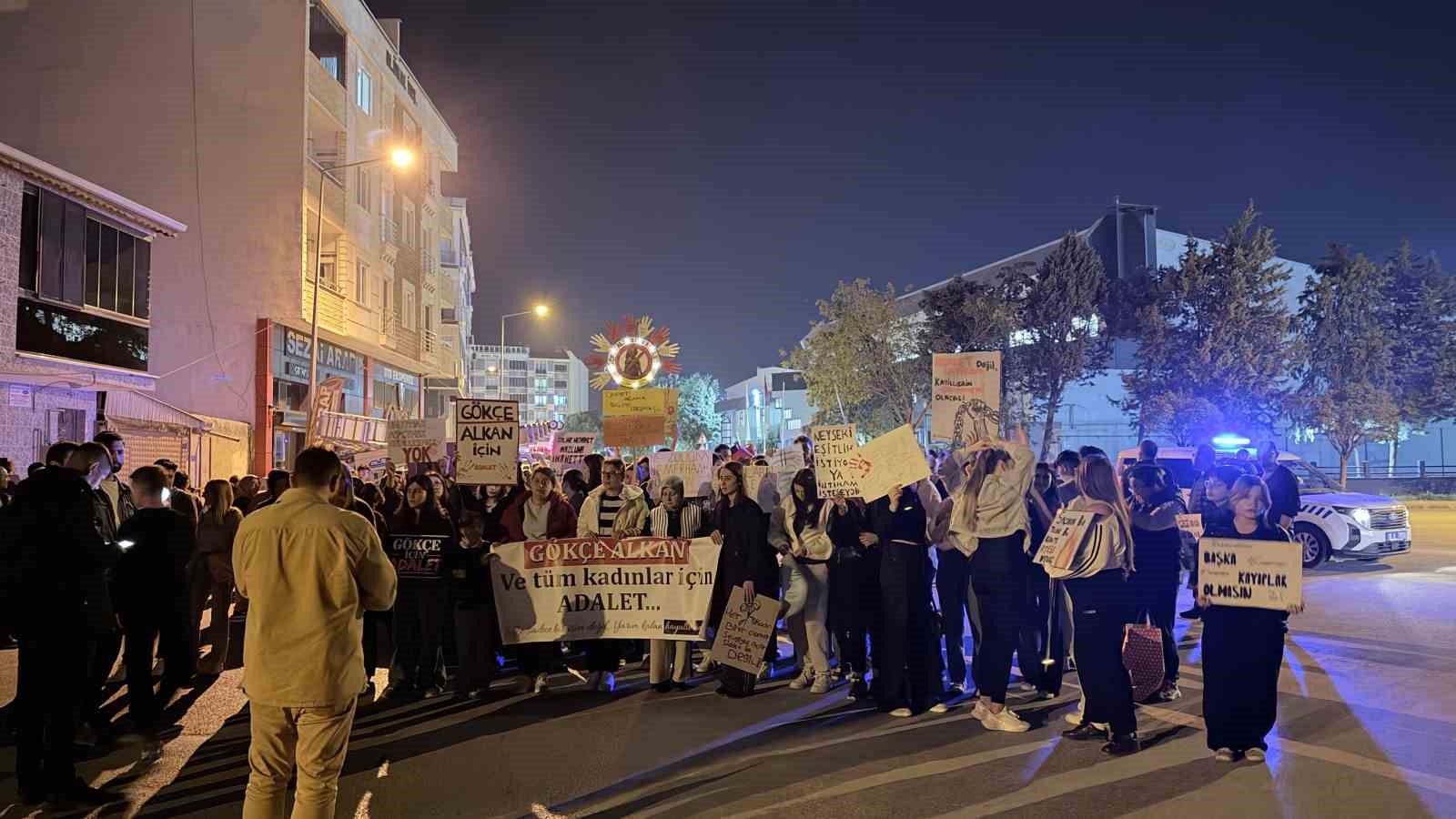Sevgilisi tarafından öldürülen Gökçe için yürüyüş düzenlendi