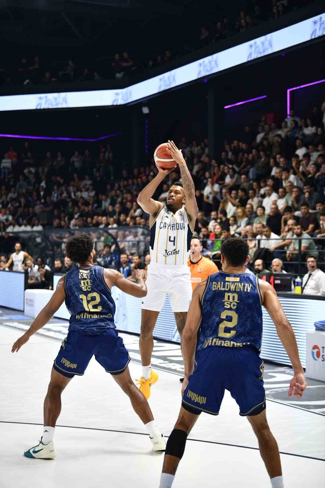 Basketbol Süper Ligi: Glint Çayırova Belediyesi: 85 - Fenerbahçe Tarfin: 100