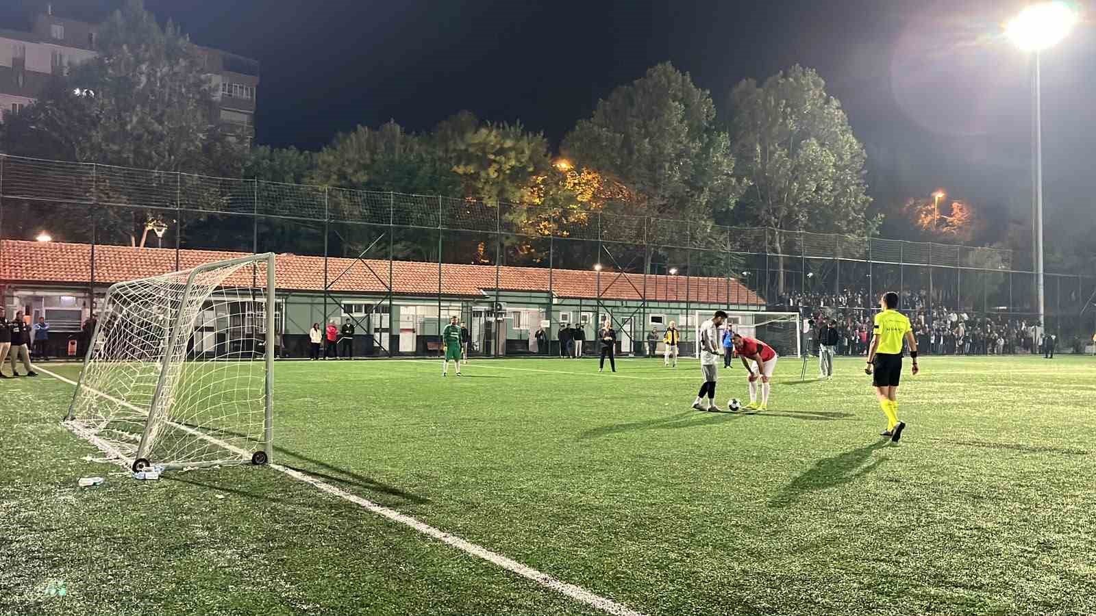 Çorum’da 65 köyün futbol mücadelesi: Şampiyonluğu halay çekilerek kutladılar