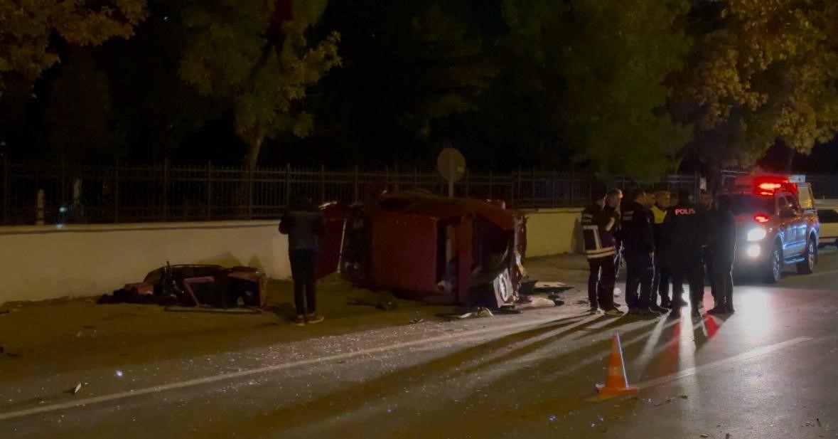 Karşı yola geçen otomobil, motosiklete çarptı: 1 ağır yaralı